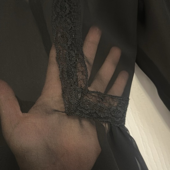 Derek Heart Black Asymmetrical Cut Out Blouse size large - Picture 3 of 11